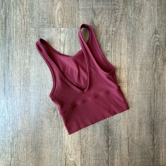 Lululemon Ribbed Power Pivot Tank - Red - Picture 2 of 3
